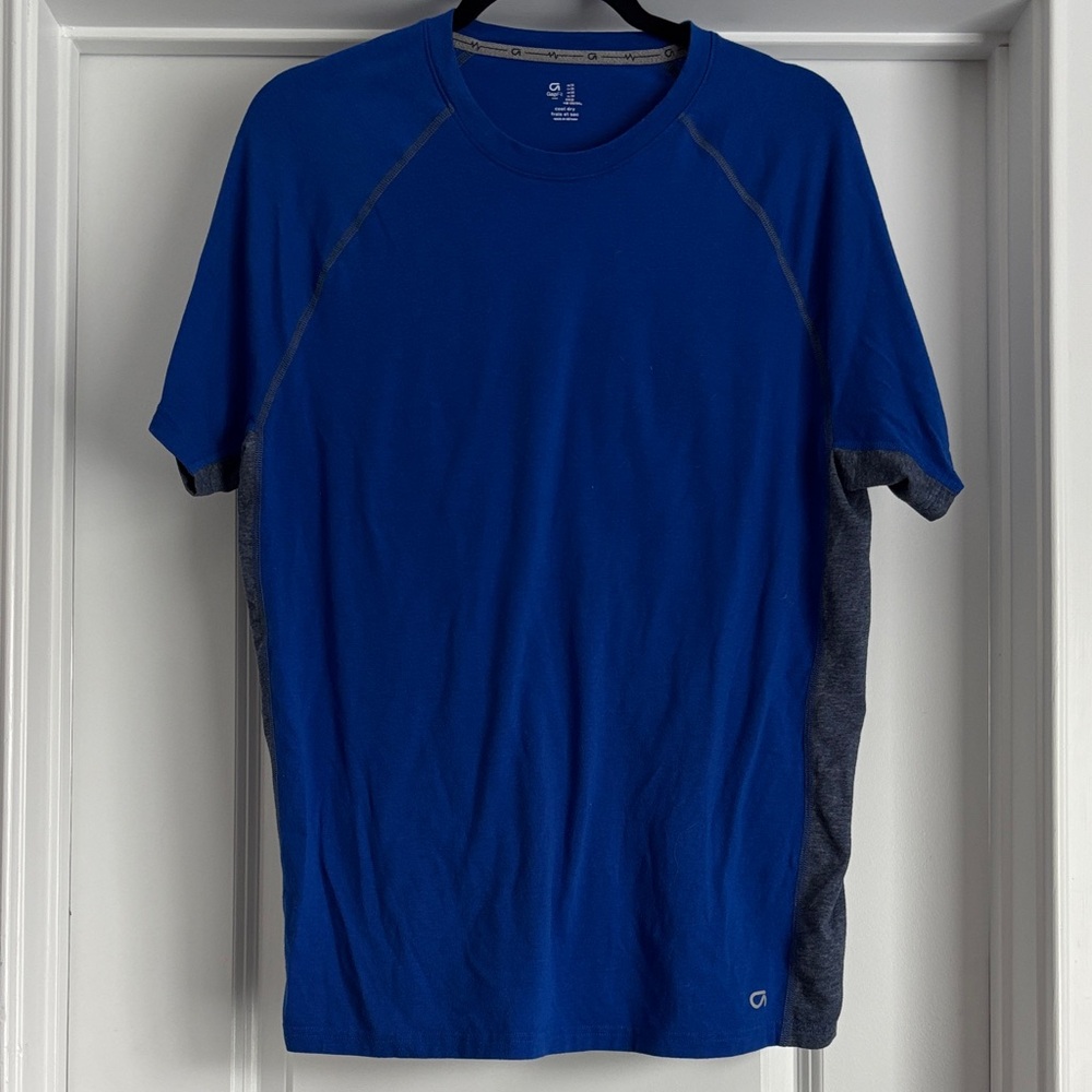 GAP Men’s Royal Blue Short-Sleeve Athletic Tee with Heather Gray Panels